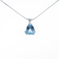 K18WG アクアマリンネックレス