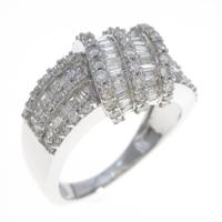 K18WG ダイヤモンドリング