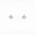 ティファニー ソリティア ピアス 0．52ct・0．52ct・E・VS1・3EXCELLENT