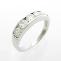 PT ダイヤモンドリング