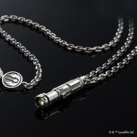 【新品】スター・ウォーズ ライトセーバー ヨーダ ネックレス Mサイズ