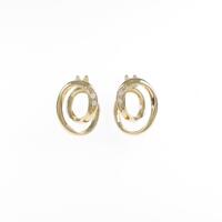 タサキ ダイヤモンドピアス