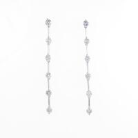 LINE ダイヤモンドピアス