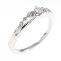 4゜C ダイヤモンドリング