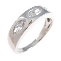 PT ダイヤモンドリング