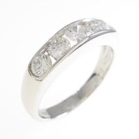 PT ダイヤモンドリング