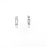 585WG ブルートパーズピアス