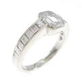 プラチナダイヤモンドリング 1．01ct・D・VVS1・エメラルドカット