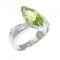 PT ペリドット リング 2.76CT