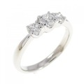PT スリーストーン ダイヤモンド リング 0.50CT