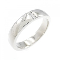 ハリーウィンストン スリーストーン リング