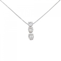 PT スリーストーン ダイヤモンド ネックレス 1.204CT
