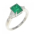 PT エメラルド リング 0.89CT