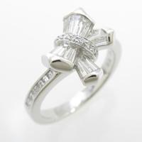 ポンテヴェキオ リボン ダイヤモンドリング