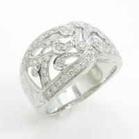 18KWG ダイヤモンドリング