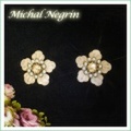 Michal Negrin(ミハエルネグリン) ピアス アンティーク感のある花モチーフ 12500 (キャッチ付き)