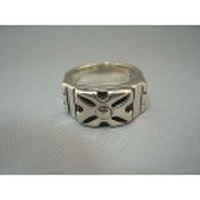 TRAVIS WALKER(トラヴィスワーカー)　ピラミッドクロスリング　[LTD999]　RGS029