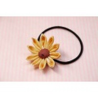 [ヘアゴム]つまみ細工の花のヘアゴム(ひまわり)[つまみ細工]