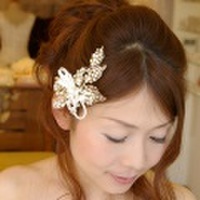 【カジュアルウエディングに】ブライダル髪飾り　B-194 ★ゴールドカラー★