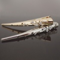 シンプルフラワーのビーククリップ 〜シンプルお花をラインストーンであしらったデザインがとっても上品♪長い髪もしっかり留るサイズ！