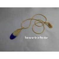 ネックレスＴＯＰ蜻蛉玉ガラス、紺と金練り