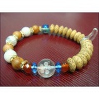 パワーストーン京屋オリジナル/【前田慶次】梅鉢家紋彫刻、そろばん型星月菩提樹(仏教の三大聖樹)、屋久杉、勾玉ブレスレット【天然石の京屋】