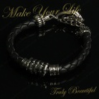 ブレスレット ボーンハンド 革紐付き bcbrmtl40【コスプレ衣装雑貨】