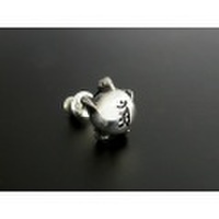 黄龍手・龍珠ピアス