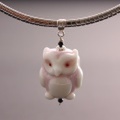 根付風とんぼ玉「ふくろう」／春木弘