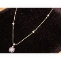 半円型ヘッドプチダイヤ風ネックレス　　Moon Jewelry