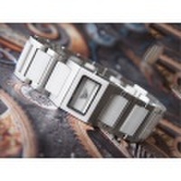 DKNY ダナキャランニューヨーク 腕時計 NY3835 セラミックベルト