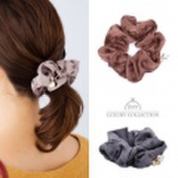 シュシュ　パール　星柄　ヘアアクセサリー　ヘアゴム　大人可愛い　シンプル　ヘアゴム　ゴム　ヘアアクセ　シンプル　デイリー　オフィス　エレガント　キャメル　上品　トレンド　ヘアゴム　ヘアアクセ　モカ　グレー　上品