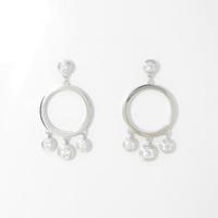 カルティエ ディアマンレジェ ピアス20％引き