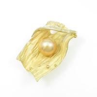 K18YG シロチョウパールペンダント