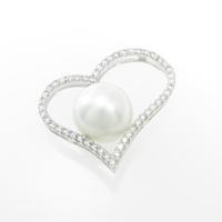 K18WG シロチョウパールペンダント10％引き