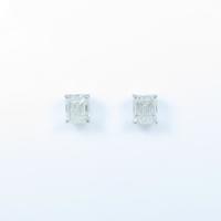 【リメイク】ST／プラチナダイヤモンドピアス 0．901ct・0．905ct・I?J・VS1・エメラルドカット
