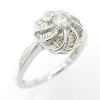 K18WG フラワー ダイヤモンドリング