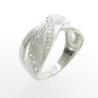 PT ダイヤモンドリング