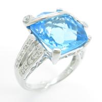 K18WG ブルートパーズリング