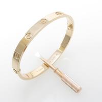 カルティエ ラブブレスレット 新型