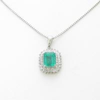 PT エメラルドネックレス