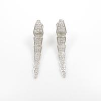 ブルガリ セルペンティ ピアス