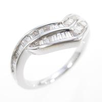 K18WG ダイヤモンドリング