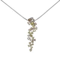 K18WG フラワー ダイヤモンドネックレス