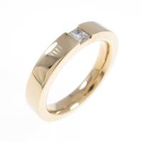 ハリーウィンストン プリンセス カット リング