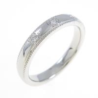 PT スリーストーン ダイヤモンドリング