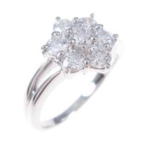 PT フラワー ダイヤモンドリング