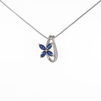 PT フラワー サファイヤネックレス