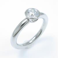 ティファニー ビゼット リング 0．36ct・E・VS1・EXT