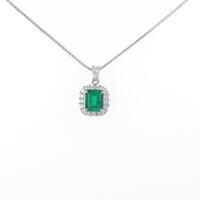 PT エメラルドネックレス